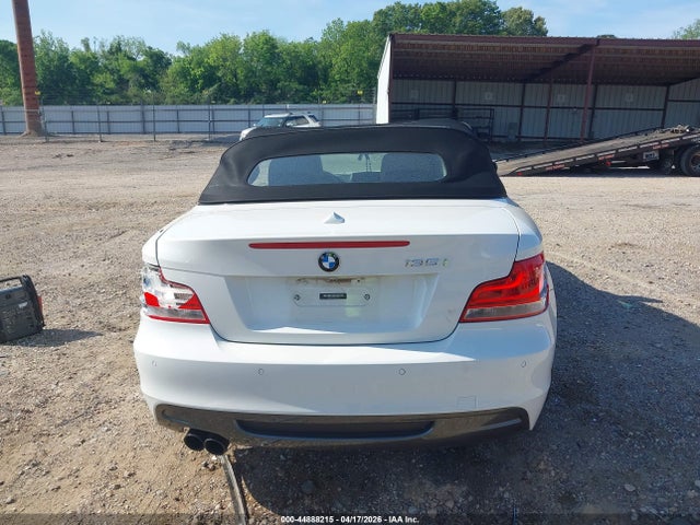 Продажа на аукционе авто 2013 Bmw 135i, vin: WBAUN7C5XDVM28196, номер лота: 44888215