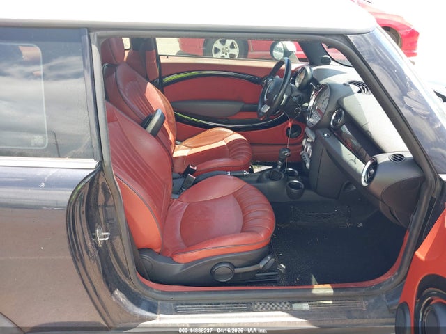 Продаж на аукціоні авто 2008 Mini Cooper S, vin: WMWMF73528TV32261, номер лоту: 44888237