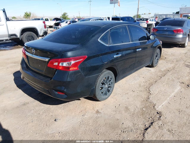 Продаж на аукціоні авто 2017 Nissan Sentra S, vin: 3N1AB7AP4HY351114, номер лоту: 44888241