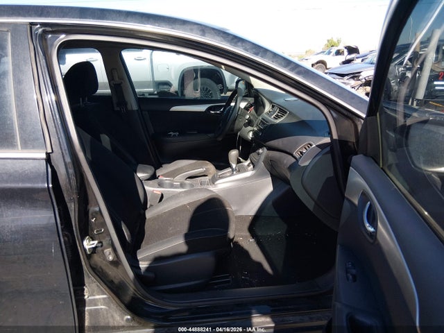 Продаж на аукціоні авто 2017 Nissan Sentra S, vin: 3N1AB7AP4HY351114, номер лоту: 44888241
