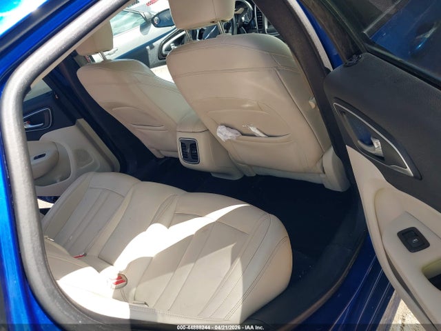 2015 Chrysler 200 C მანქანა იყიდება აუქციონზე, vin: 1C3CCCCG9FN519966, აუქციონის ნომერი: 44888244