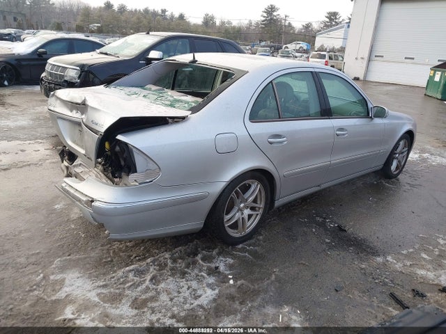 44888252 :رقم المزاد ، WDBUF87J06X181404 vin ، 2006 Mercedes-benz E 350 4matic مزاد بيع