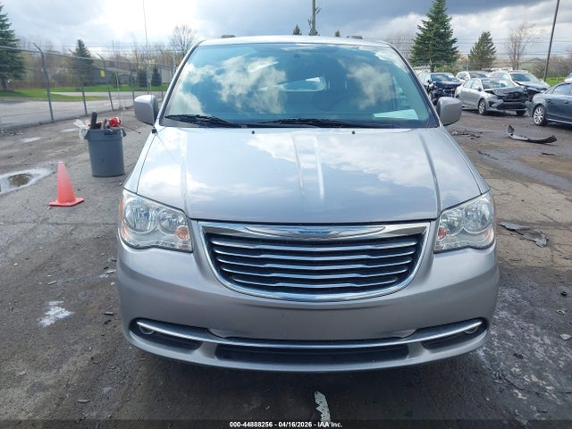 2015 Chrysler Town & Country Touring მანქანა იყიდება აუქციონზე, vin: 2C4RC1BG5FR637897, აუქციონის ნომერი: 44888256