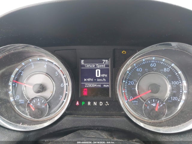 2015 Chrysler Town & Country Touring მანქანა იყიდება აუქციონზე, vin: 2C4RC1BG5FR637897, აუქციონის ნომერი: 44888256