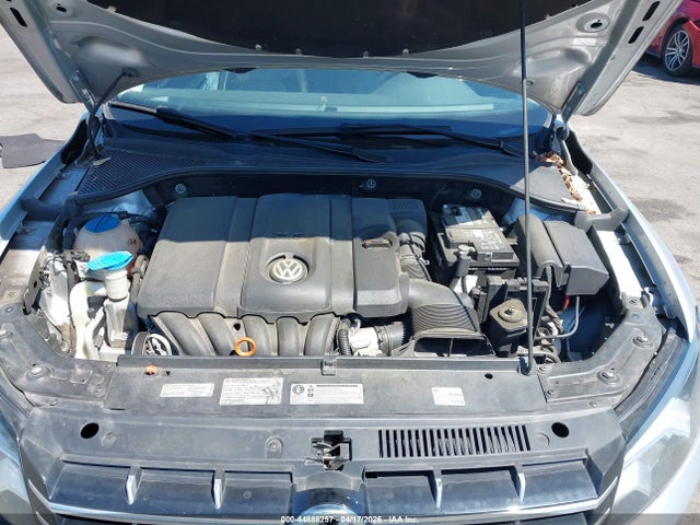 2012 Volkswagen Passat 2.5l Sel Premium მანქანა იყიდება აუქციონზე, vin: 1VWCP7A31CC021921, აუქციონის ნომერი: 44888257