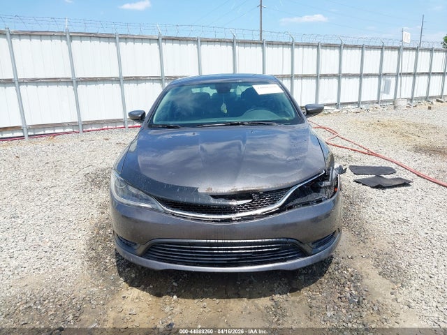 44888260 :رقم المزاد ، 1C3CCCFB5GN185999 vin ، 2016 Chrysler 200 Touring مزاد بيع