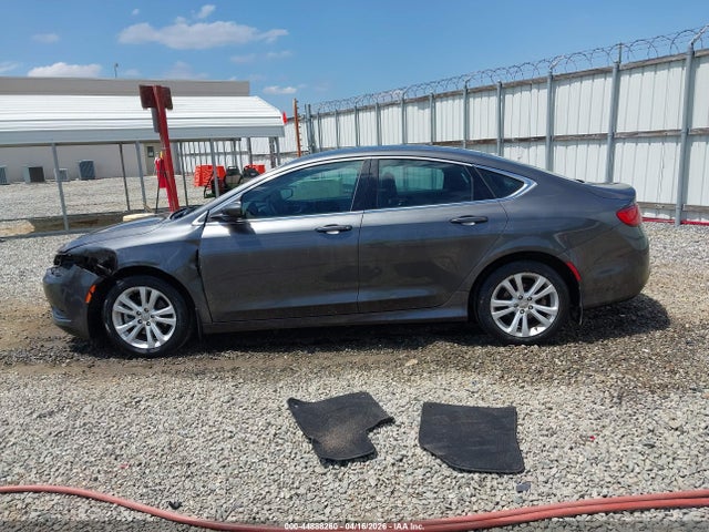 44888260 :رقم المزاد ، 1C3CCCFB5GN185999 vin ، 2016 Chrysler 200 Touring مزاد بيع
