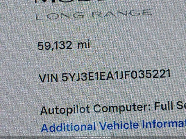 2018 Tesla Model 3 Long Range/mid Range მანქანა იყიდება აუქციონზე, vin: 5YJ3E1EA1JF035221, აუქციონის ნომერი: 44888267