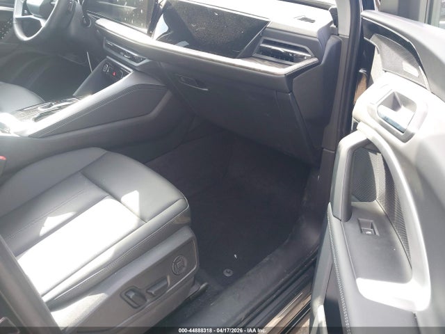 44888318 :رقم المزاد ، WA12AAGU6S2114087 vin ، 2025 Audi All-new Q5 Premium Plus Tfsi Quattro S Tronic مزاد بيع