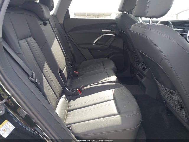 44888318 :رقم المزاد ، WA12AAGU6S2114087 vin ، 2025 Audi All-new Q5 Premium Plus Tfsi Quattro S Tronic مزاد بيع