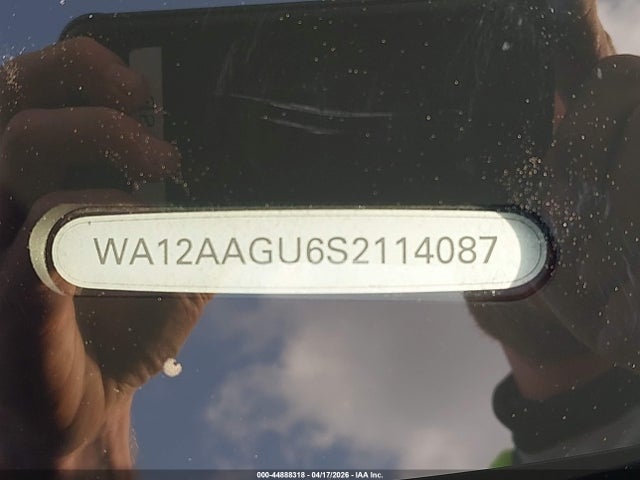 44888318 :رقم المزاد ، WA12AAGU6S2114087 vin ، 2025 Audi All-new Q5 Premium Plus Tfsi Quattro S Tronic مزاد بيع