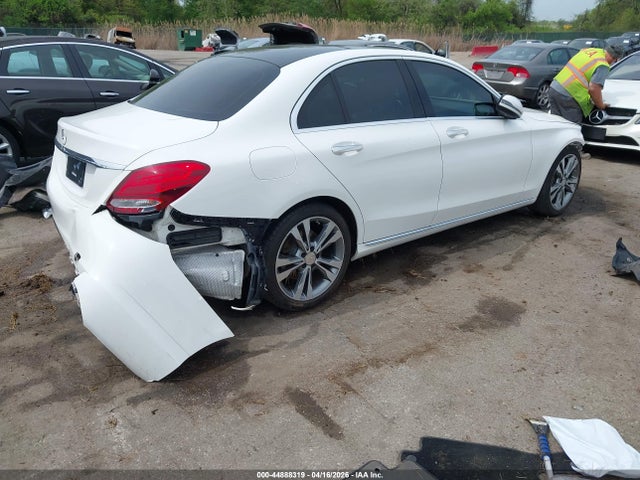 44888319 :رقم المزاد ، WDDWF4JB5GR146972 vin ، 2016 Mercedes-benz C 300 مزاد بيع