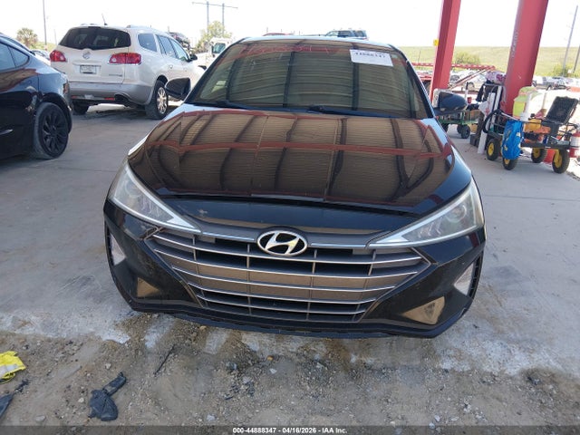 Продаж на аукціоні авто 2019 Hyundai Elantra Se, vin: 5NPD74LF9KH496233, номер лоту: 44888347