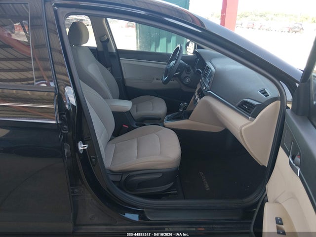Продаж на аукціоні авто 2019 Hyundai Elantra Se, vin: 5NPD74LF9KH496233, номер лоту: 44888347