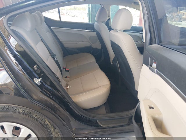 Продаж на аукціоні авто 2019 Hyundai Elantra Se, vin: 5NPD74LF9KH496233, номер лоту: 44888347