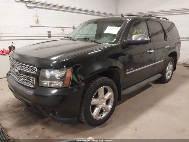 2011 CHEVROLET TAHOE 1GNSKCE09BR276146 Photo 1