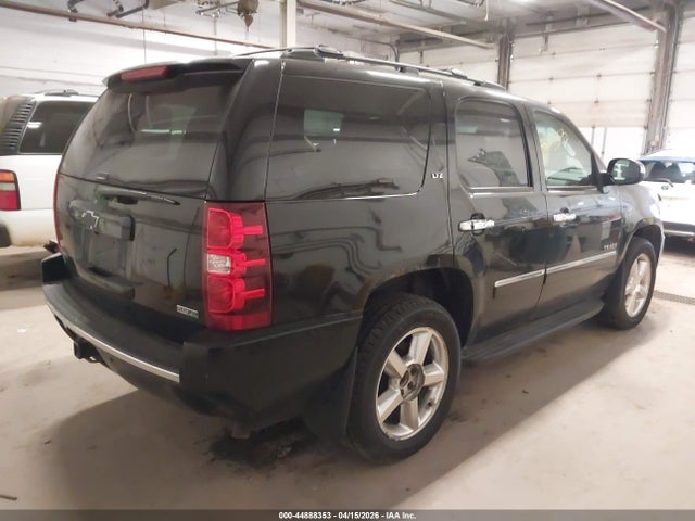 2011 CHEVROLET TAHOE 1GNSKCE09BR276146 Photo 3