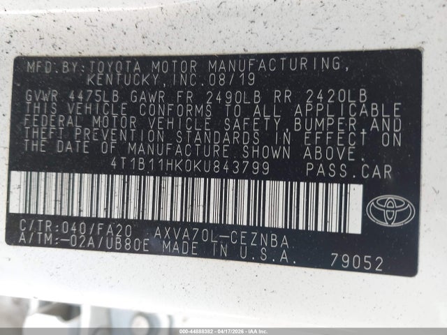 44888382 :رقم المزاد ، 4T1B11HK0KU843799 vin ، 2019 Toyota Camry Le مزاد بيع