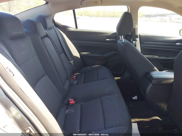 44888387 :رقم المزاد ، 1N4BL4BVXNN304310 vin ، 2022 Nissan Altima S Fwd مزاد بيع
