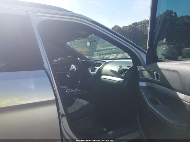 Продаж на аукціоні авто 2017 Ford Explorer Xlt, vin: 1FM5K8D8XHGD24750, номер лоту: 44888416