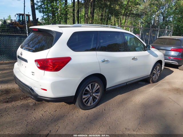 Продаж на аукціоні авто 2017 Nissan Pathfinder Sv, vin: 5N1DR2MM9HC644585, номер лоту: 44888424