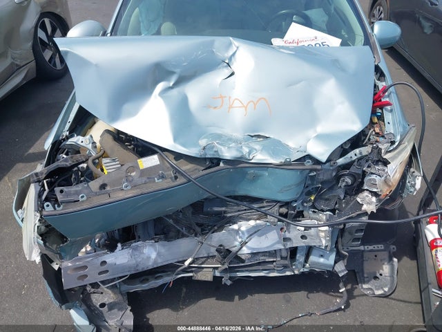 Toyota Prius Two 2015 JTDKN3DU9F1961482 Image 10
