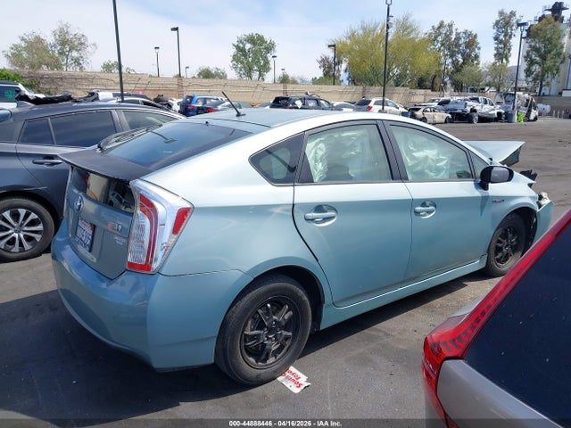 Toyota Prius Two 2015 JTDKN3DU9F1961482 Image 13
