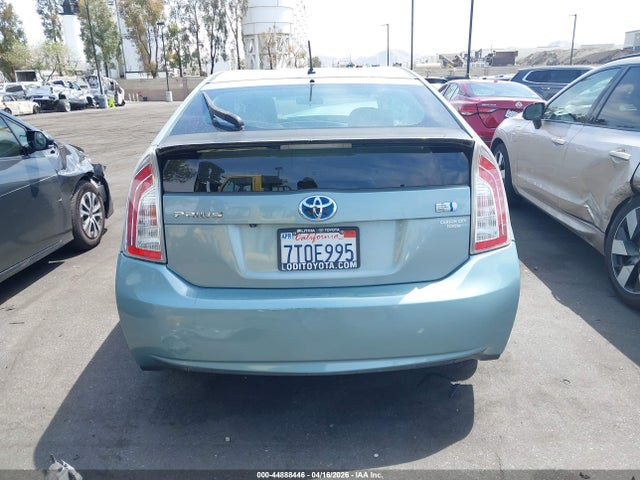 Toyota Prius Two 2015 JTDKN3DU9F1961482 Image 16