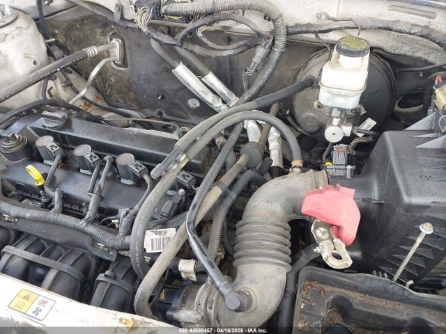 44888457 :رقم المزاد ، 1FMCU9E78BKB59010 vin ، 2011 Ford Escape Limited مزاد بيع
