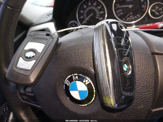 44888459 :رقم المزاد ، WBA3C3G53ENS70757 vin ، 2014 Bmw 320i Xdrive مزاد بيع