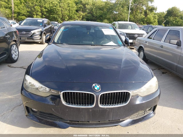44888459 :رقم المزاد ، WBA3C3G53ENS70757 vin ، 2014 Bmw 320i Xdrive مزاد بيع