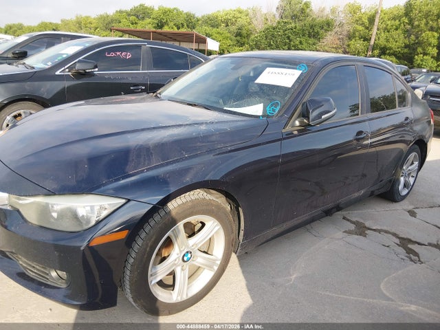 44888459 :رقم المزاد ، WBA3C3G53ENS70757 vin ، 2014 Bmw 320i Xdrive مزاد بيع