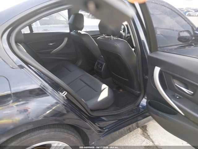44888459 :رقم المزاد ، WBA3C3G53ENS70757 vin ، 2014 Bmw 320i Xdrive مزاد بيع