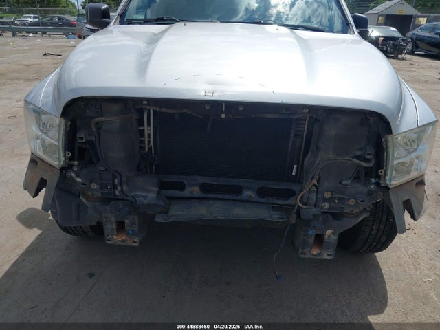 44888460 :رقم المزاد ، 1C6RR6FT0HS603880 vin ، 2017 Ram 1500 Tradesman  4x2 6'4 Box مزاد بيع