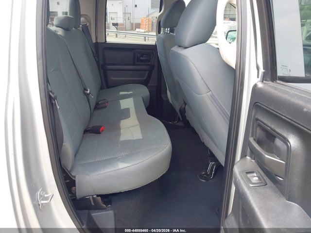 44888460 :رقم المزاد ، 1C6RR6FT0HS603880 vin ، 2017 Ram 1500 Tradesman  4x2 6'4 Box مزاد بيع