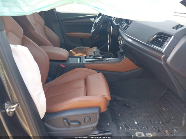 Aukcja sprzedaży 2023 Audi Q5 Prestige 45 Tfsi S Line Quattro S Tronic, vin: WA1FAAFY0P2114647, numer aukcji: 44888491