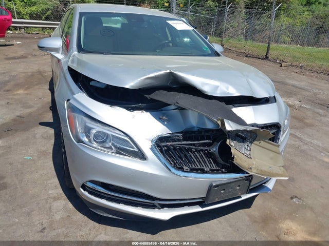 Продажа на аукционе авто 2017 Buick Lacrosse Premium, vin: 1G4ZR5SS9HU192799, номер лота: 44888496