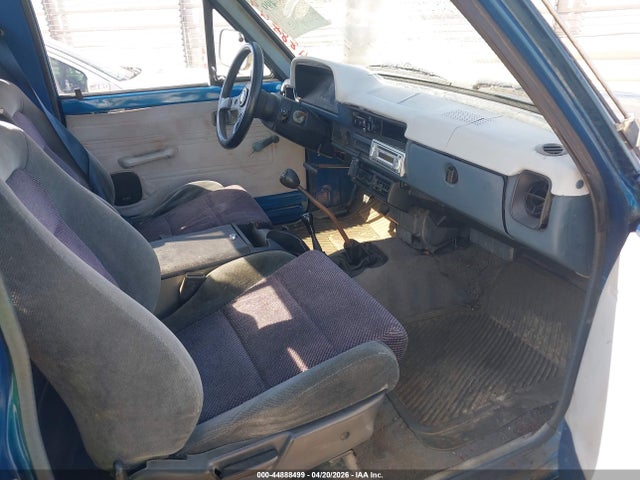 Продаж на аукціоні авто 1982 Toyota Pickup Rn48, vin: JT4RN48D1C0036677, номер лоту: 44888499