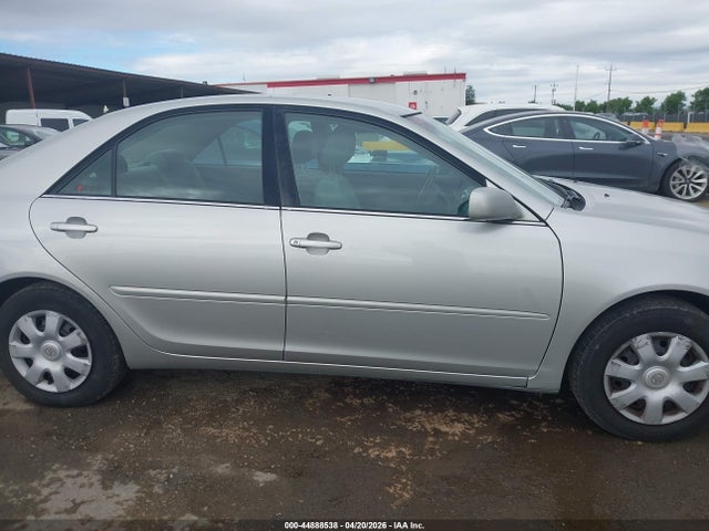 44888538 :رقم المزاد ، 4T1BE32K14U884762 vin ، 2004 Toyota Camry Le مزاد بيع