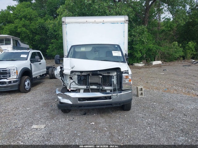 Ford E-450 Cutaway 2018 1FDXE4FS4JDC08713 Image 12