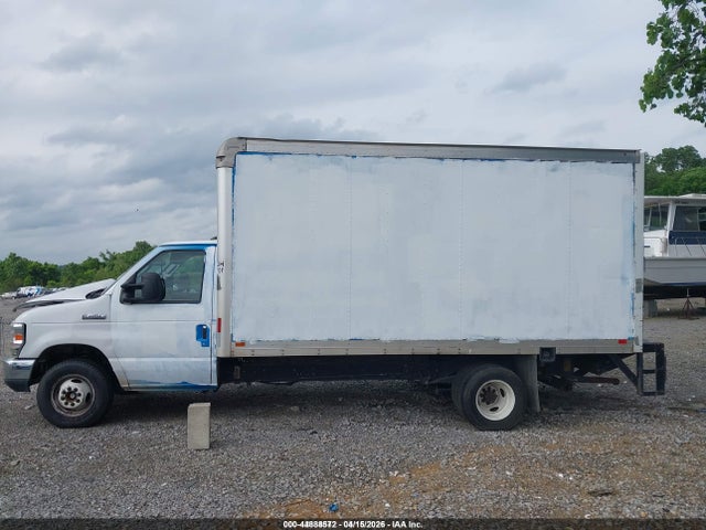 Ford E-450 Cutaway 2018 1FDXE4FS4JDC08713 Image 14