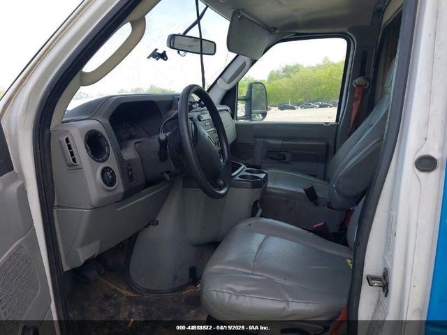 Ford E-450 Cutaway 2018 1FDXE4FS4JDC08713 Image 5