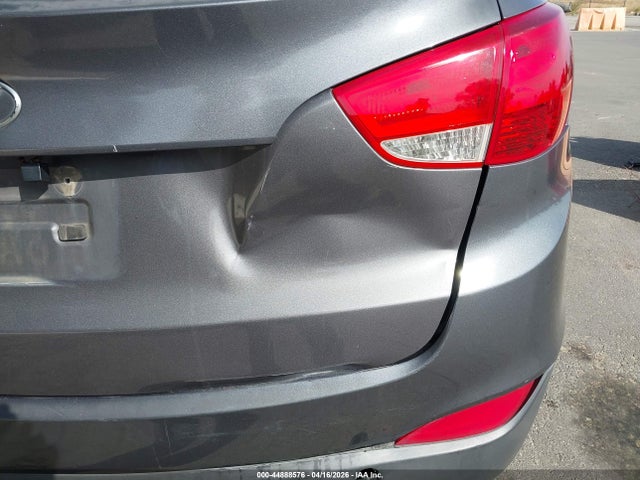 KM8JT3AF0EU948295 Hyundai TUCSON GLS