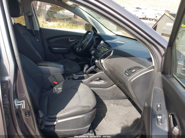 KM8JT3AF0EU948295 Hyundai TUCSON GLS