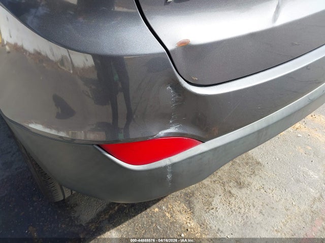 KM8JT3AF0EU948295 Hyundai TUCSON GLS