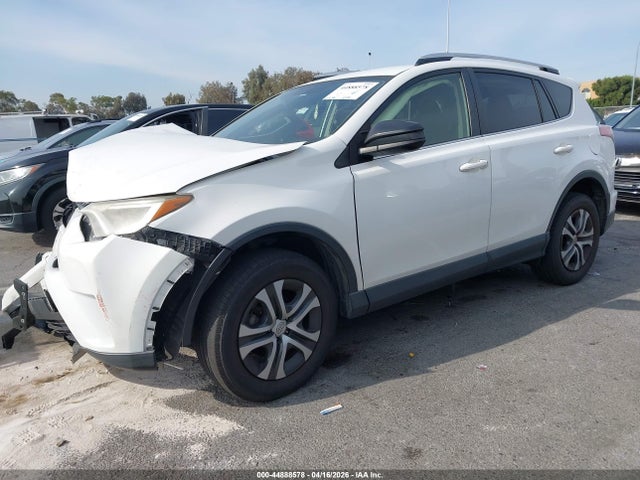 JTMZFREV9GD086202 Toyota RAV4 LE