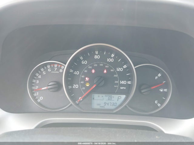 JTMZFREV9GD086202 Toyota RAV4 LE