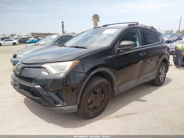 2T3ZFREV8JW432587 Toyota RAV4 LE