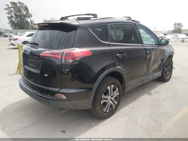 2T3ZFREV8JW432587 Toyota RAV4 LE