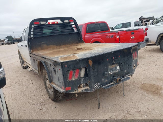 44888637 :رقم المزاد ، 3C6UR5HL6NG268614 vin ، 2022 Ram 2500 Tradesman  4x4 8' Box مزاد بيع